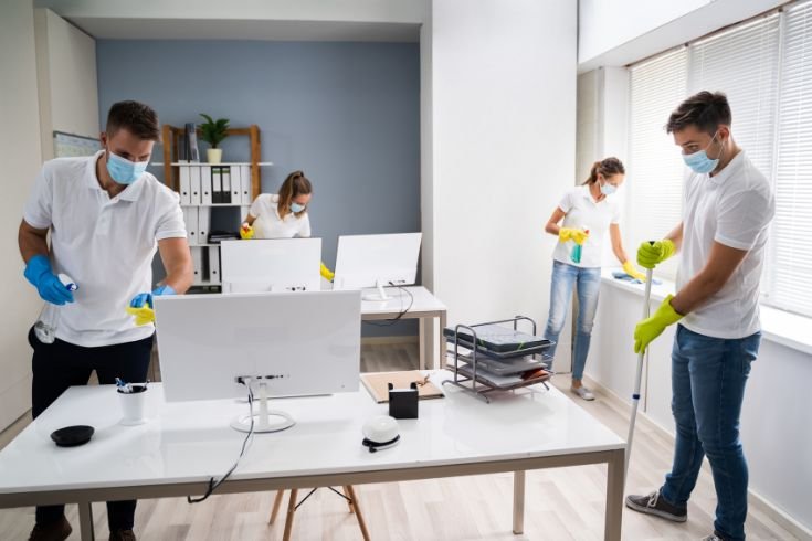 Office Cleaning With Expert